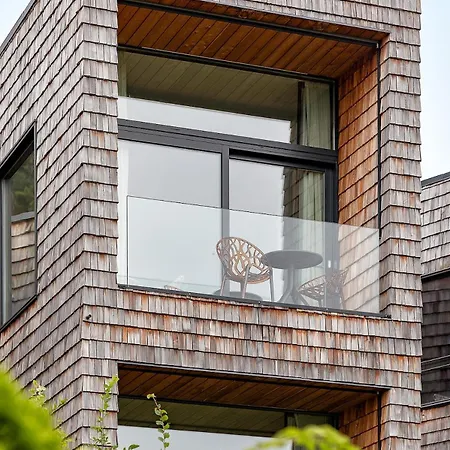 Design-chalet With Garden, Pool, & Restaurant 木屋 洛查贝布里根